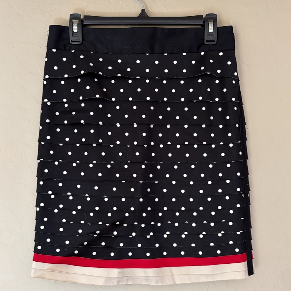 White House Black Market, size 4, black/ white polka dot mini skirt w/ ruffles - Picture 1 of 9